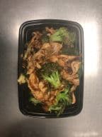 Best Chicken with Broccoli in North Bellmore, NY
